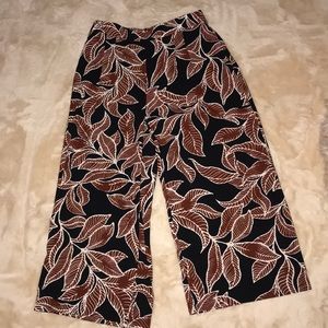 High waist/cropped print pants